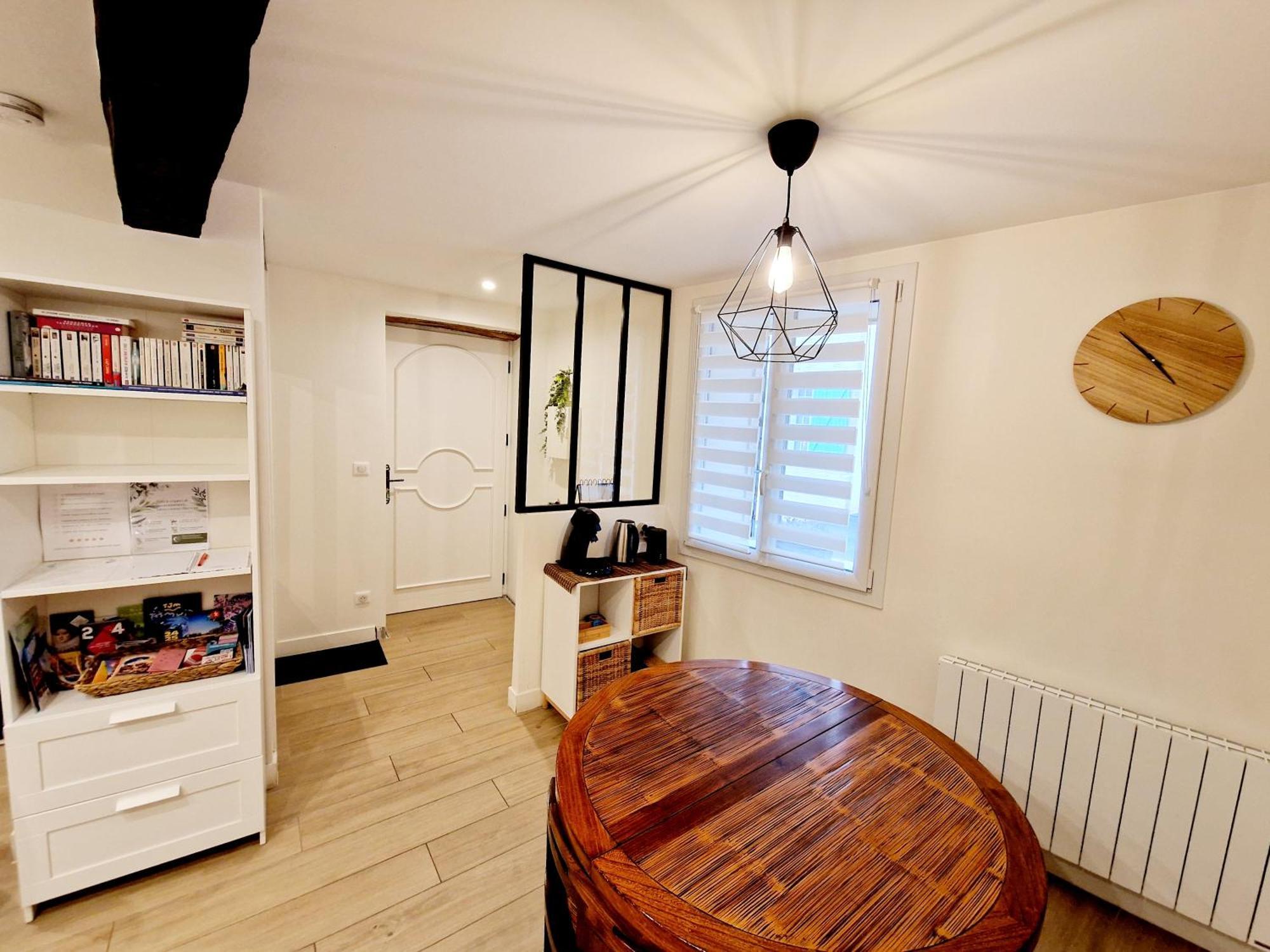 Studio Entierement Equipe Cailloux-sur-Fontaines Exterior photo